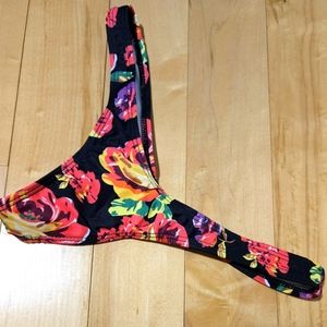 Floral tanga / thong bikini bottom like new